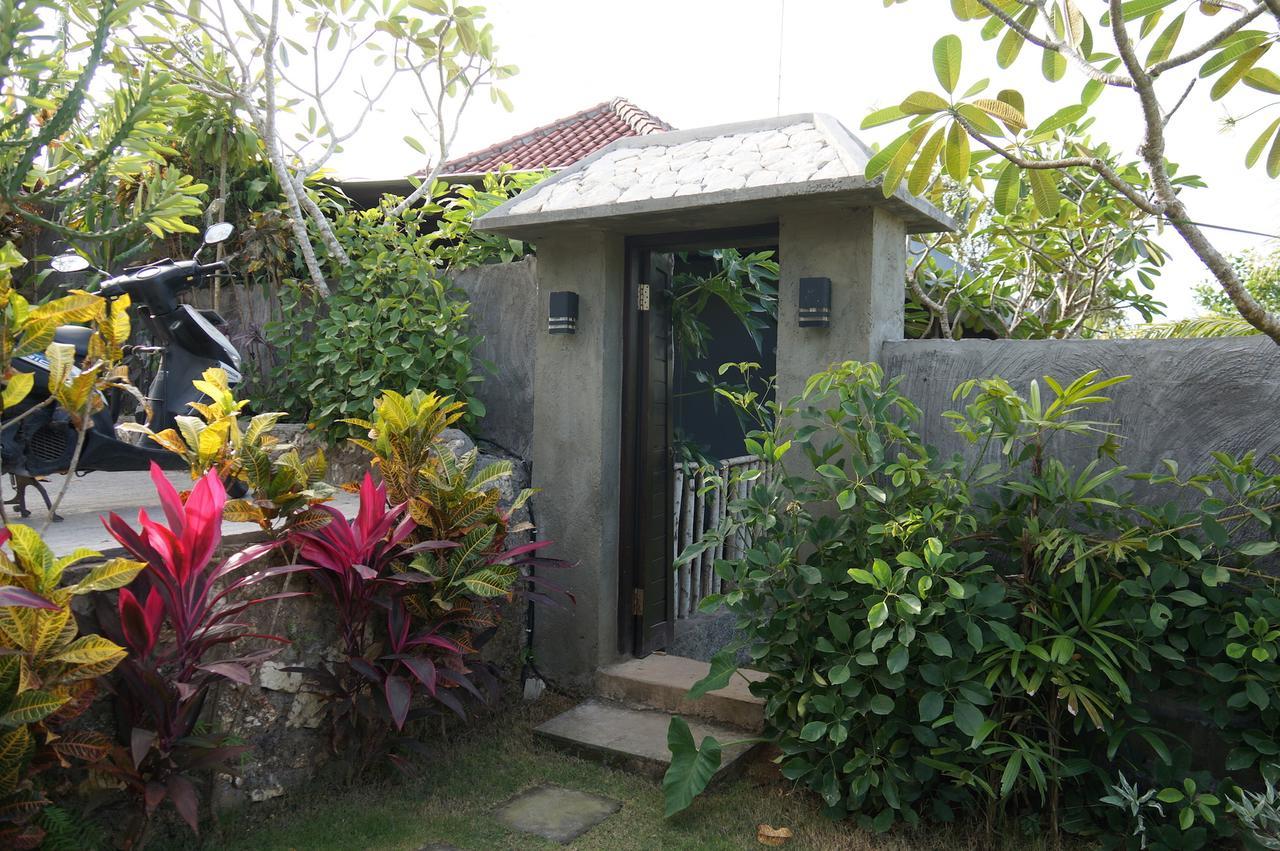 Willy Homestay Улувату Экстерьер фото